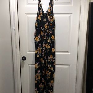 Jumpsuit Floral Medium xhilaration NWOT